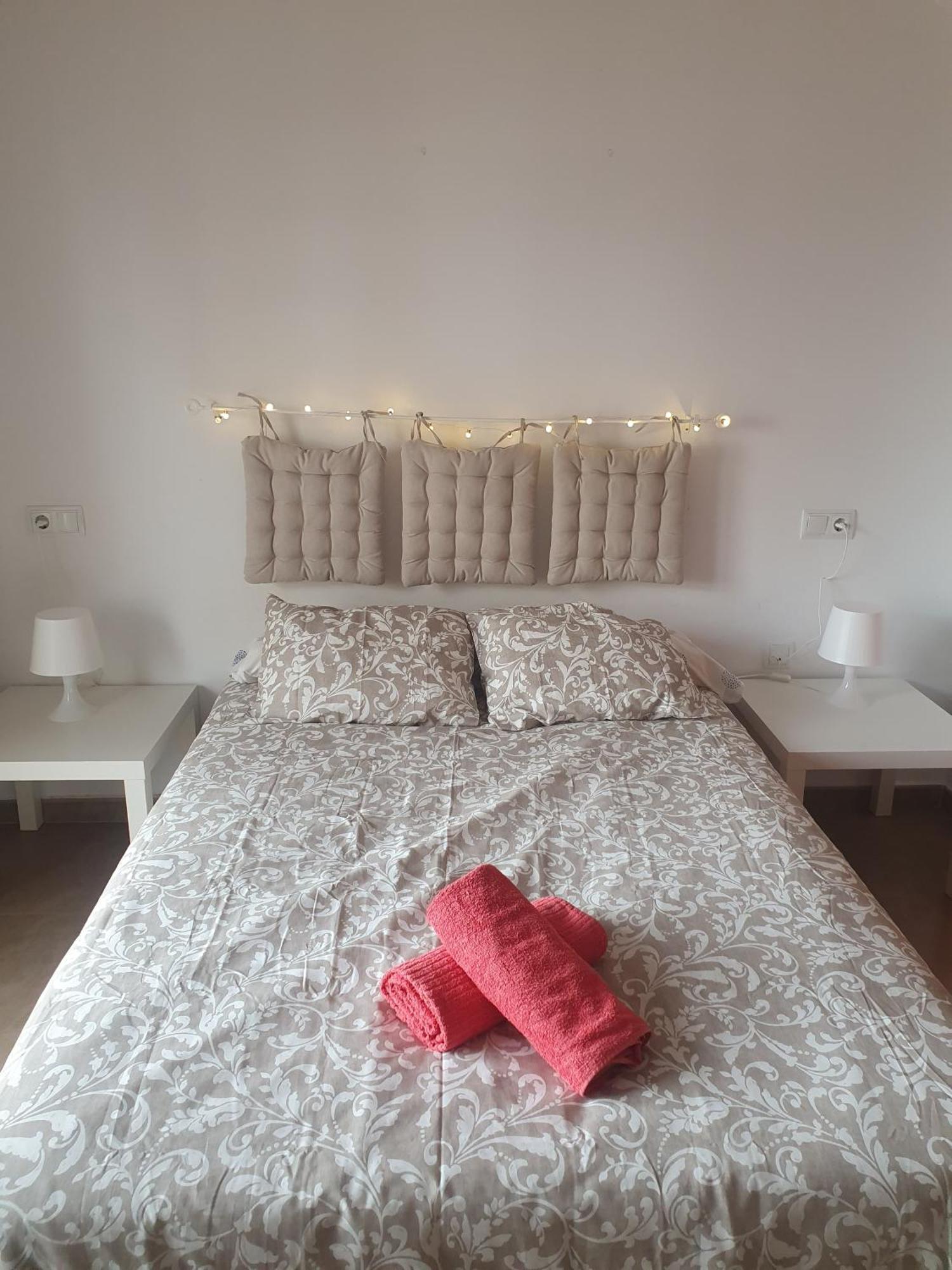 Piso Centrico Con Garaje En Hellin Apartment Ngoại thất bức ảnh