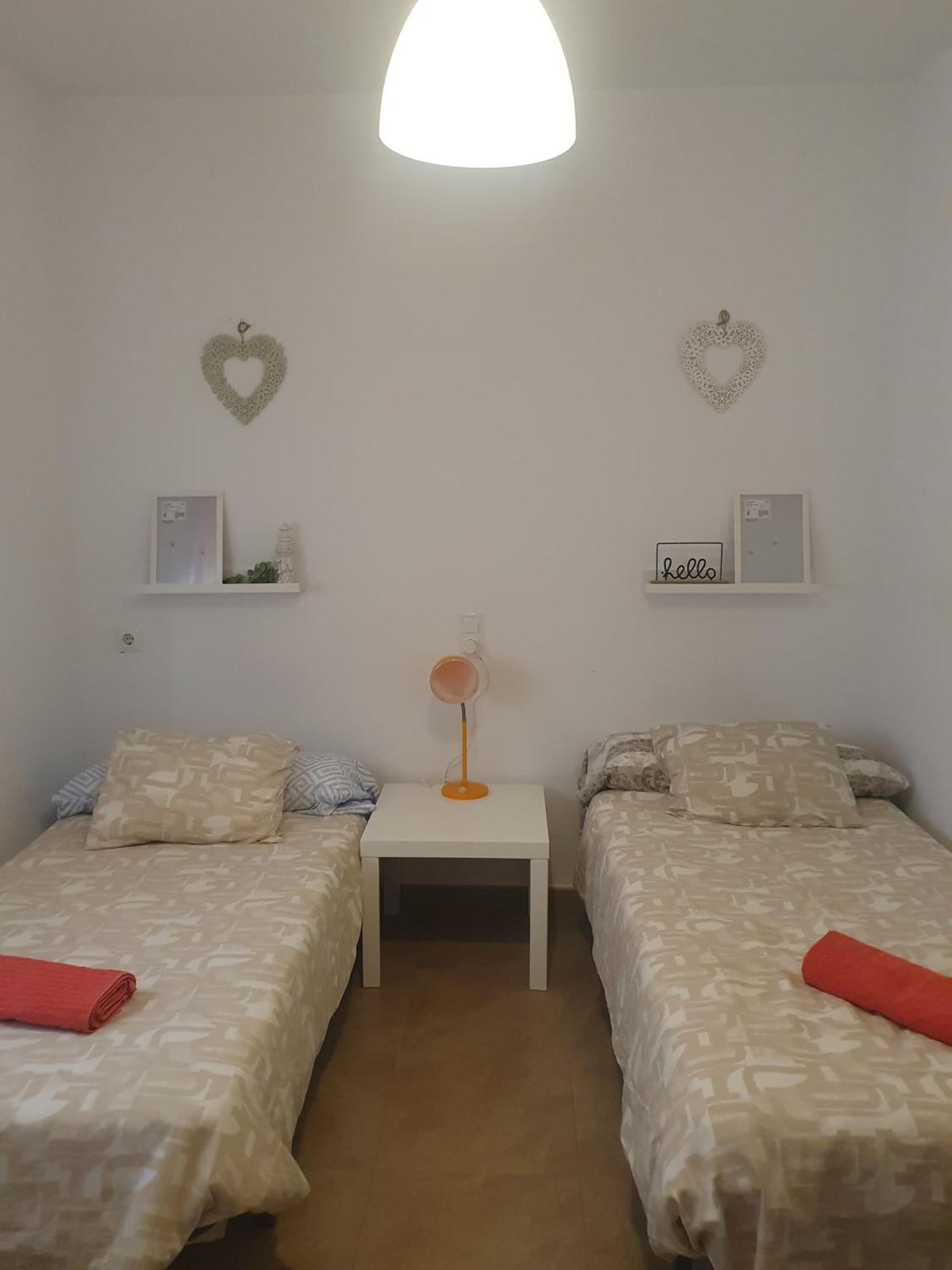 Piso Centrico Con Garaje En Hellin Apartment Ngoại thất bức ảnh
